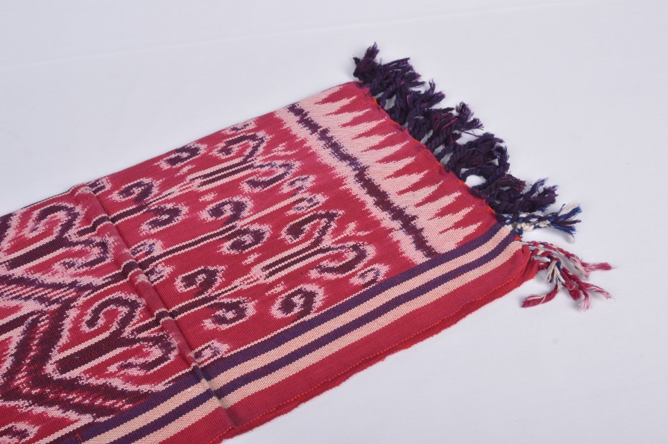 Traditional Borneo Pua Kumbu Table Cloth Decor 