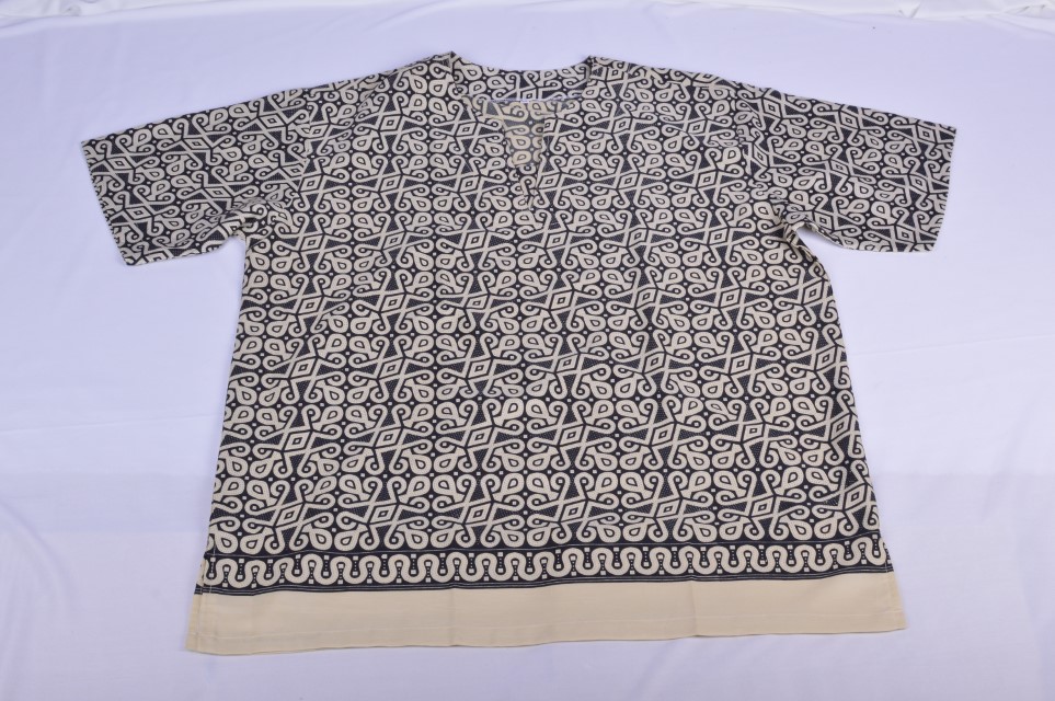 Traditional Borneo Batik Shirt (V Neck) 