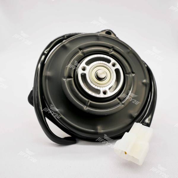 Toyota (universal) AC radiator fan motor (Denso 065000-3330)